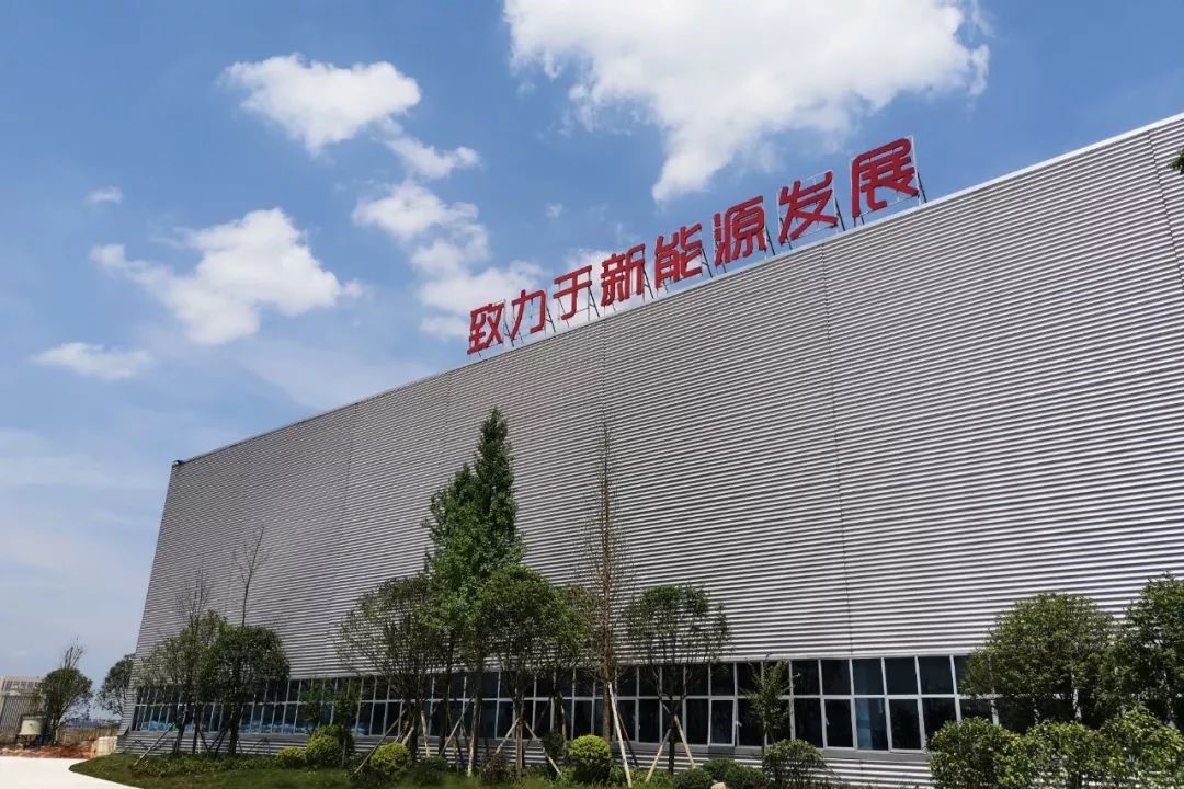 经营中心的“硬核精英”：面对客户，我们始终钻营极致